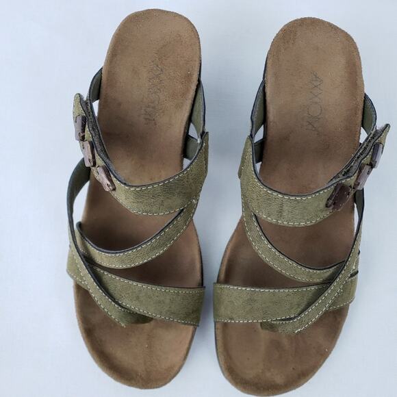 Axxiom olive green wedge vegan sandals size 6 1/2 - Picture 3 of 7